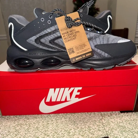 Nike Air Max TW NN Men's Gray and Black Sneakers size 13 new!! - Picture 5 of 9